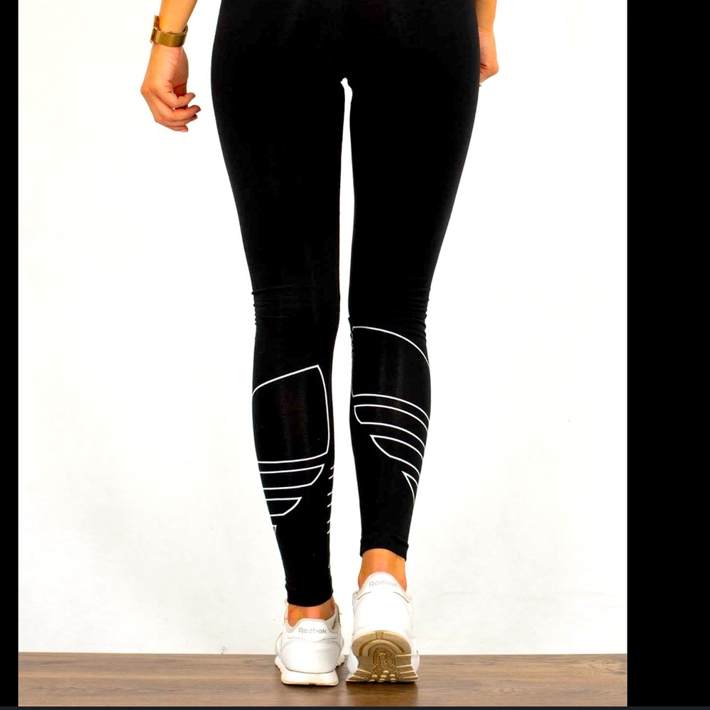 Adicolour Large Logo Tight